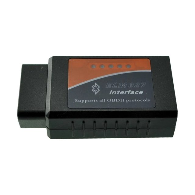 Melns ELM327 Bluetooth v1.5 adapteris ar oranžu etiķeti un 16 kontaktu OBD2 savienotāju