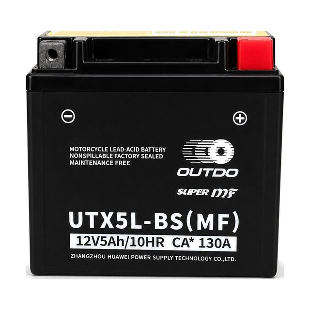 OUTDO UTX5L-BS, YTX5L-BS motocikla akumulators skatā no priekšpuses ar abiem izvadiem